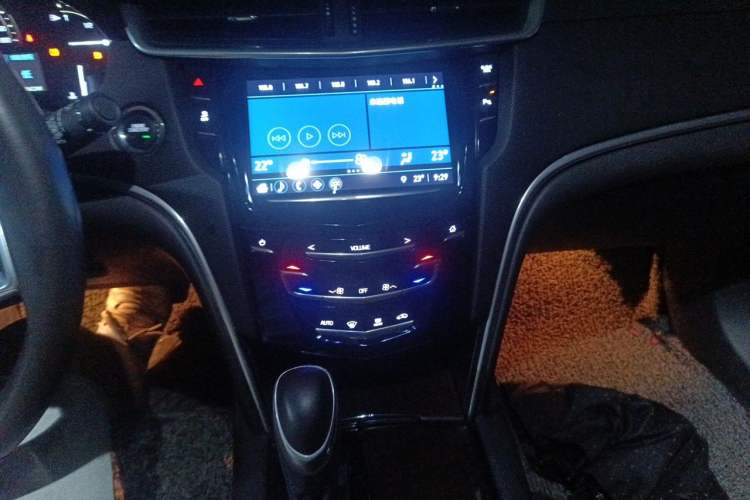 Used Cadillac XTS 2018 28T Tech Edition Audio And AC Panel