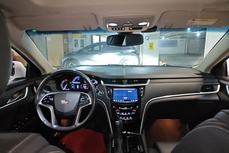 Used Cadillac XTS 2018 28T Tech Edition Center Console