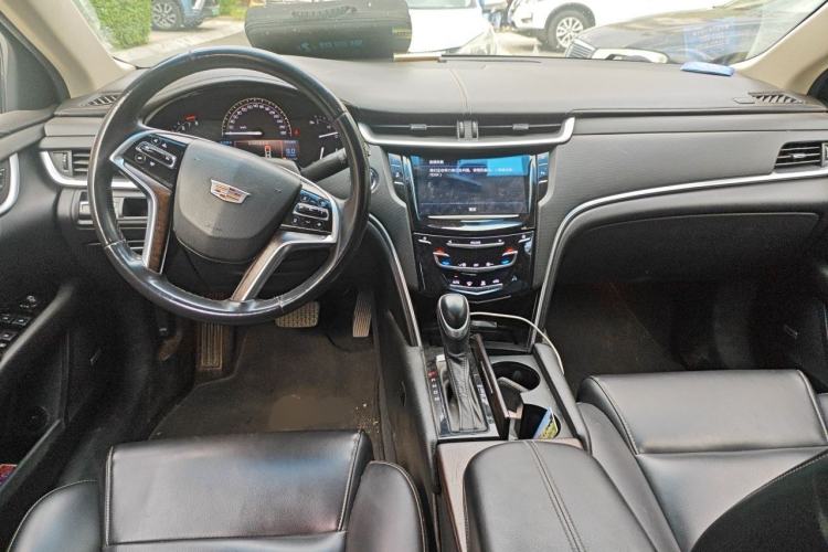 Used Cadillac XTS 2018 28T Tech Edition Center Console