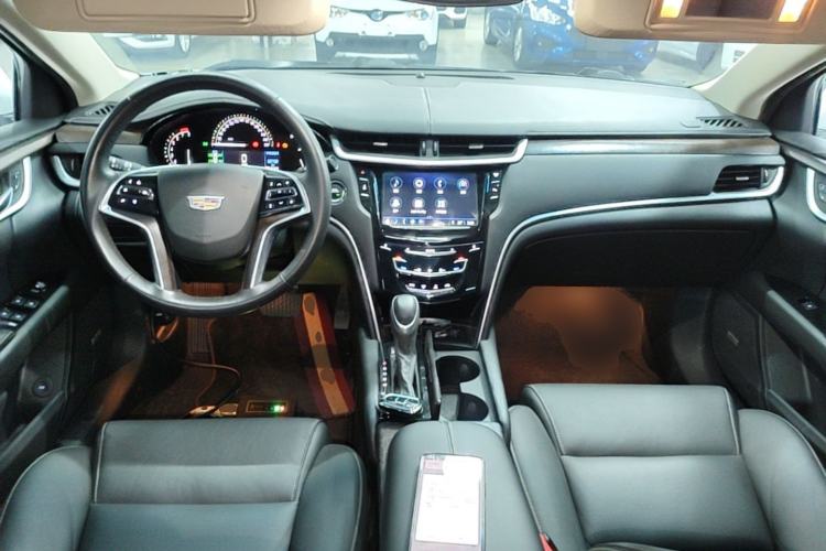 Used Cadillac XTS 2018 28T Elite Edition Center Console