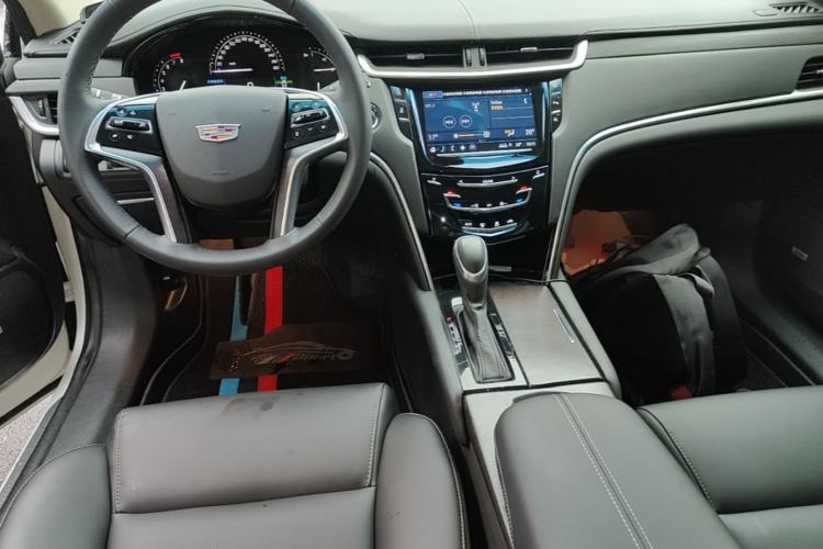 Used Cadillac XTS 2018 28T Tech Edition Center Console