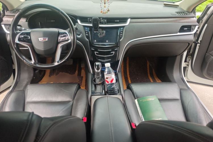 Used Cadillac XTS 2018 28T Elite Edition Center Console