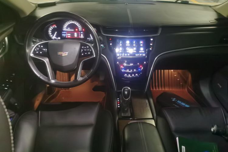 Used Cadillac XTS 2018 28T Tech Edition Center Console