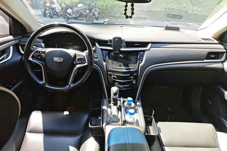 Used Cadillac XTS 2018 28T Tech Edition Center Console