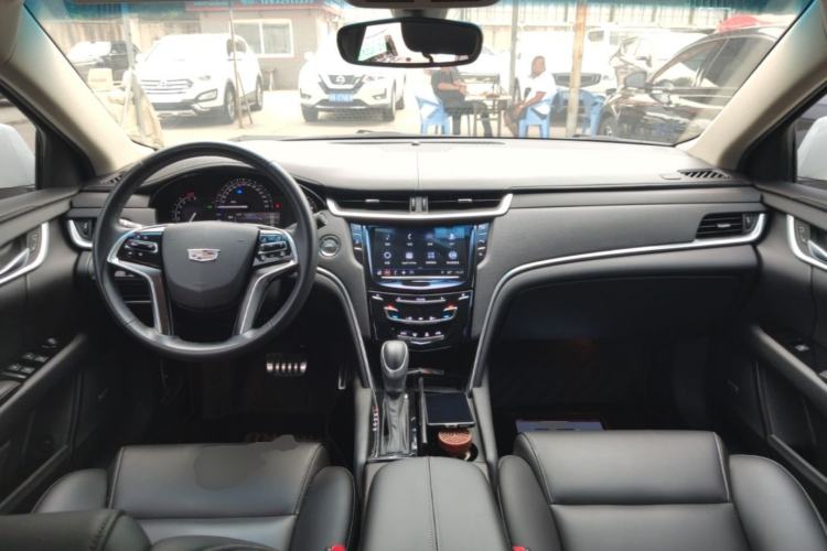 Used Cadillac XTS 2018 28T Tech Edition Center Console