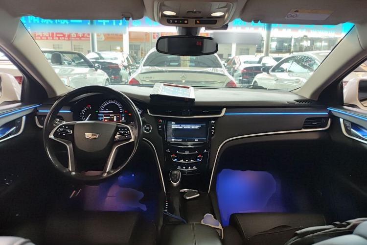 Used Cadillac XTS 2018 28T Tech Edition Center Console