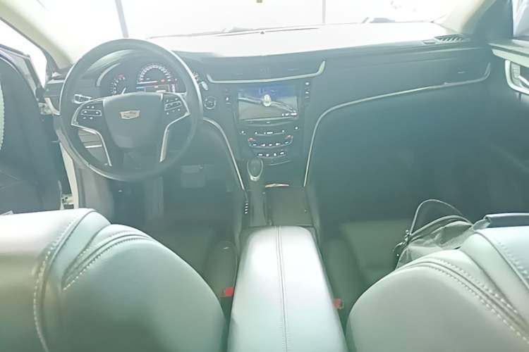 Used Cadillac XTS 2018 28T Tech Edition Center Console