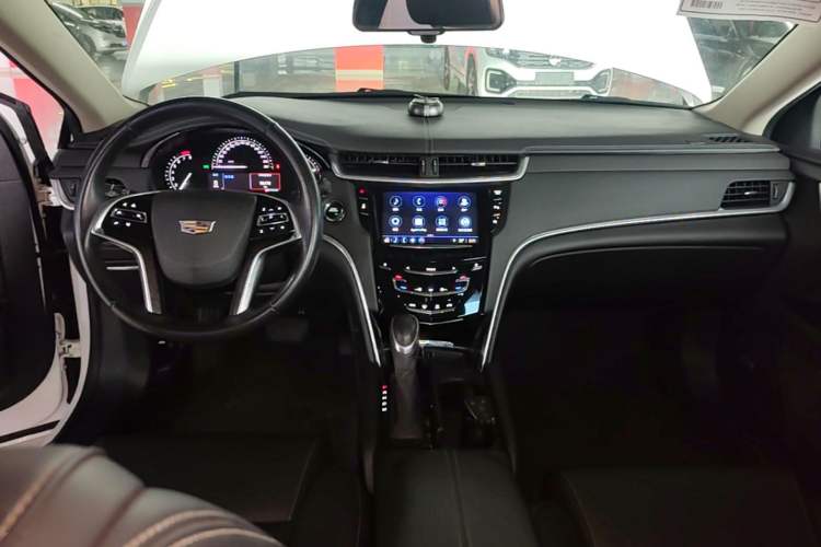 Used Cadillac XTS 2018 28T Tech Edition Center Console