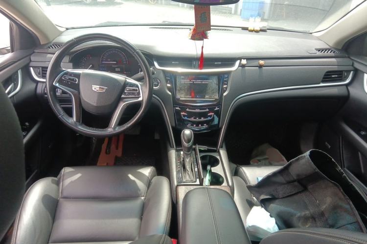 Used Cadillac XTS 2018 28T Tech Edition Center Console