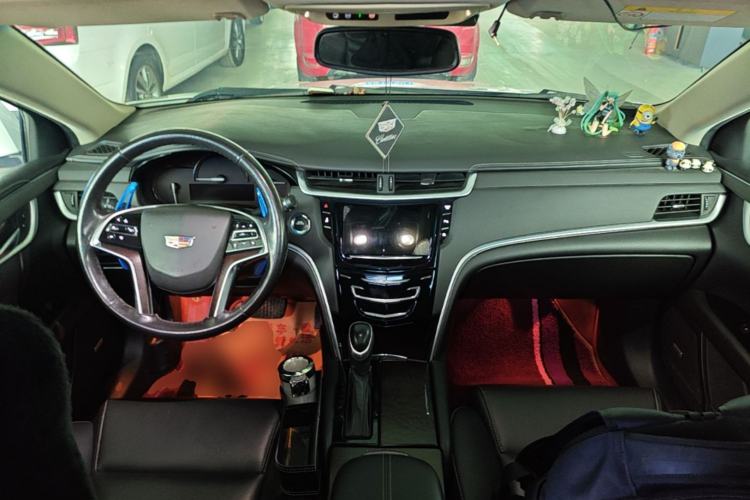Used Cadillac XTS 2018 28T Tech Edition Center Console