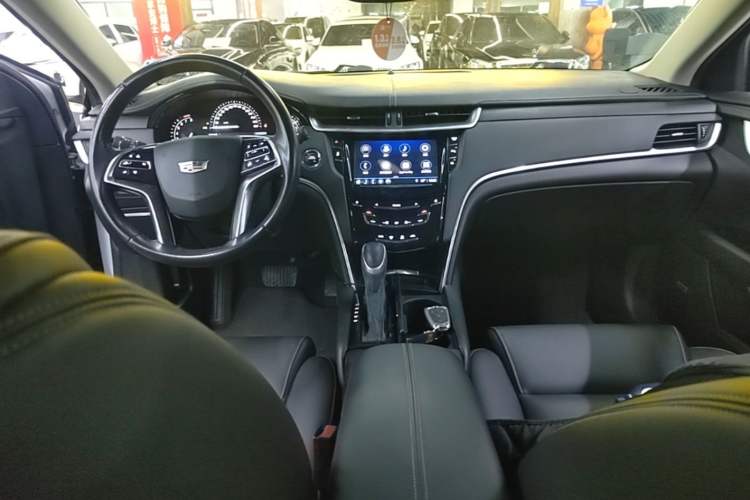 Used Cadillac XTS 2018 28T Tech Edition Center Console