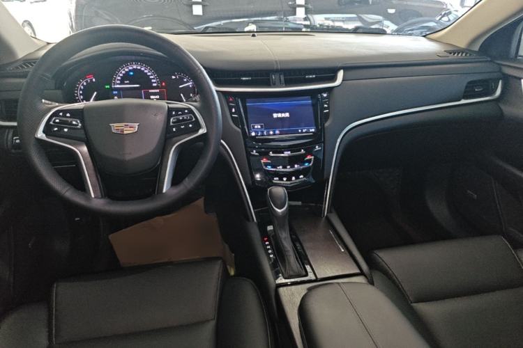 Used Cadillac XTS 2018 28T Tech Edition Center Console