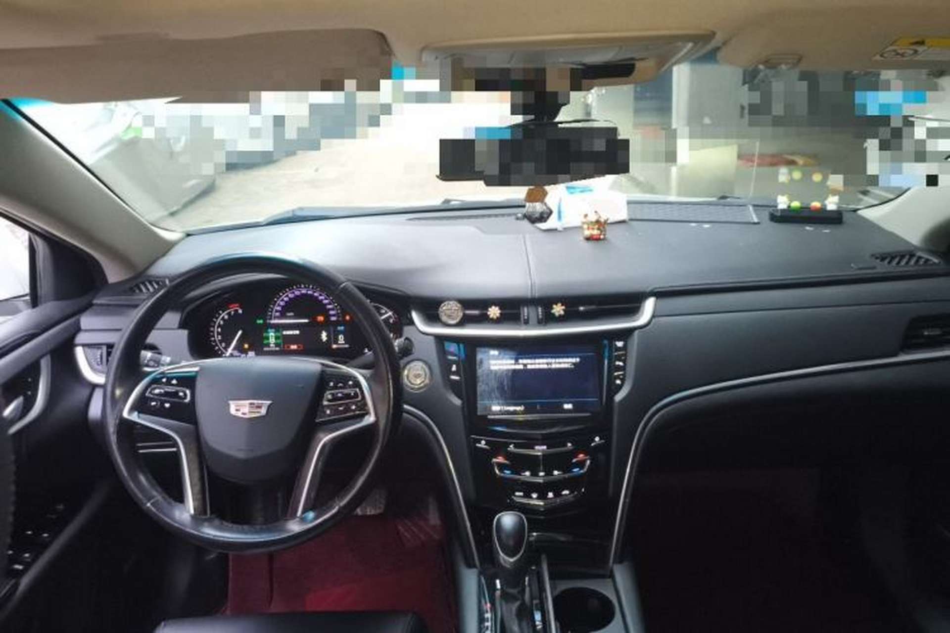 Used Cadillac XTS 2018 28T Tech Edition Center Console