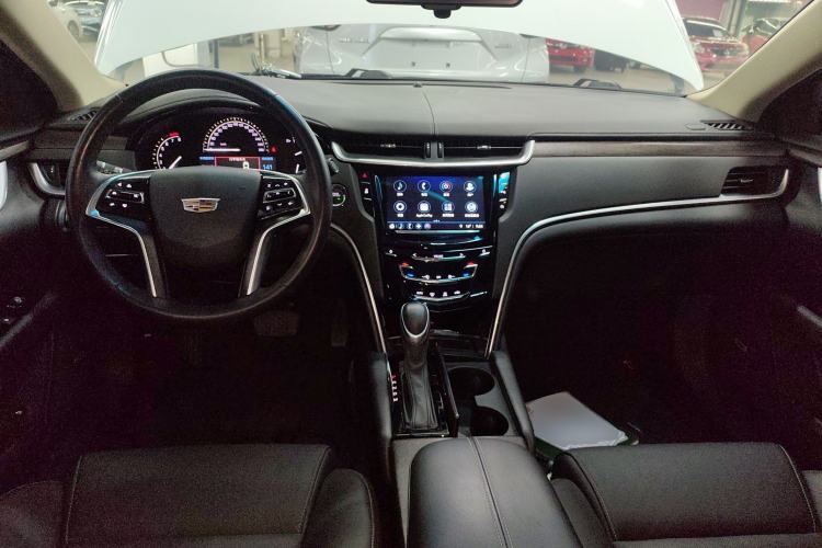 Used Cadillac XTS 2018 28T Elite Edition Center Console