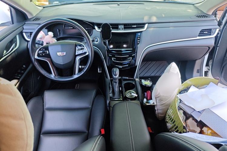 Used Cadillac XTS 2018 28T Tech Edition Center Console
