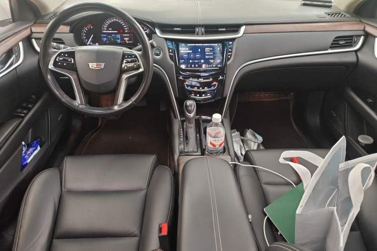 Used Cadillac XTS 2018 28T Tech Edition Center Console