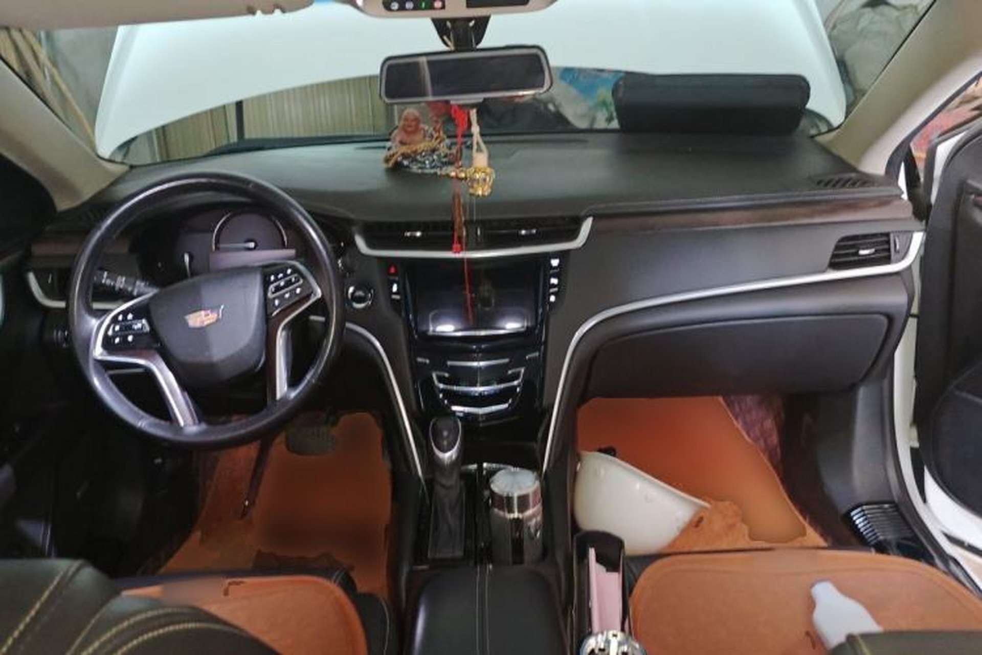 Used Cadillac XTS 2018 28T Elite Edition Center Console