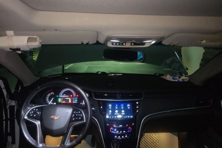 Used Cadillac XTS 2018 28T Tech Edition Center Console
