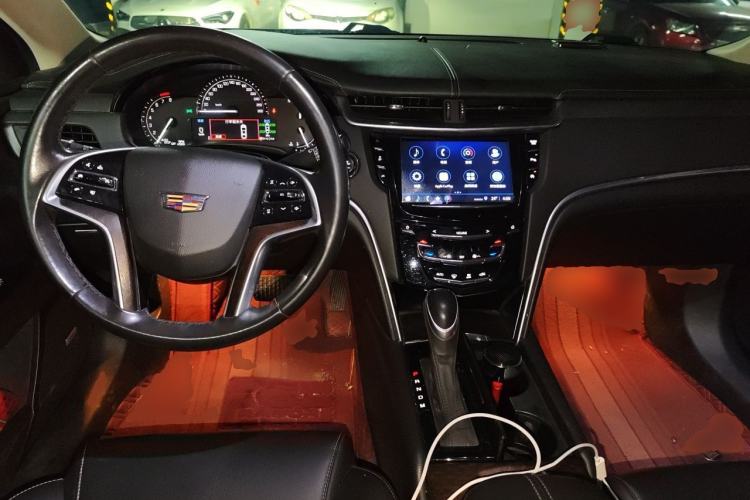 Used Cadillac XTS 2018 28T Tech Edition Center Console