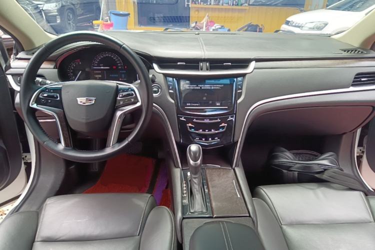 Used Cadillac XTS 2018 28T Elite Edition Center Console