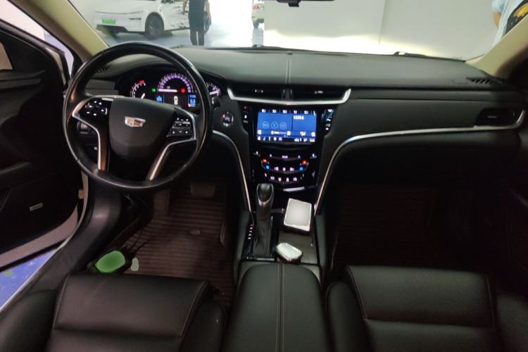 Used Cadillac XTS 2018 28T Tech Edition Center Console