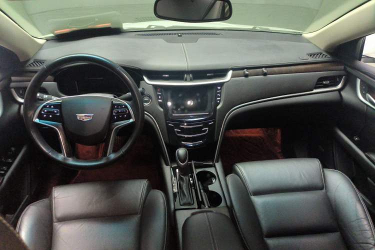 Used Cadillac XTS 2018 28T Elite Edition Center Console
