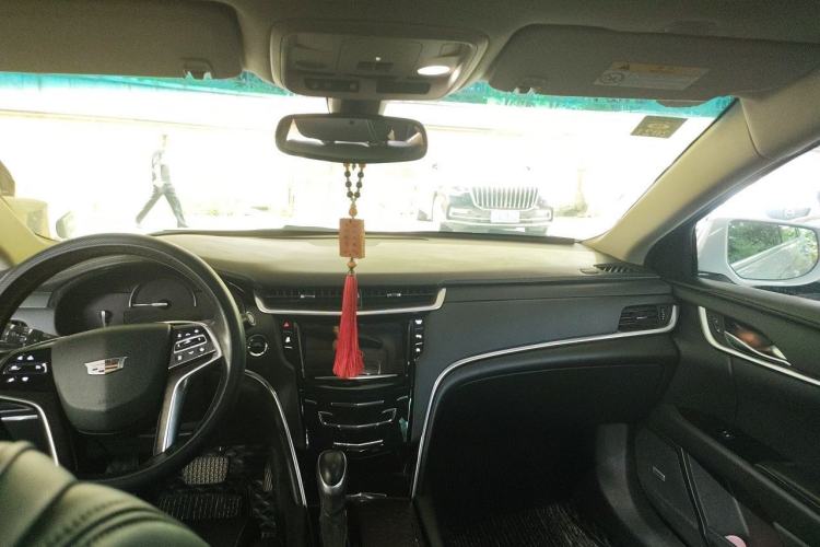 Used Cadillac XTS 2018 28T Tech Edition Center Console