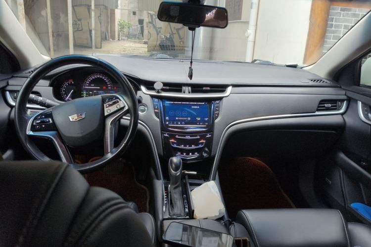 Used Cadillac XTS 2018 28T Tech Edition Center Console