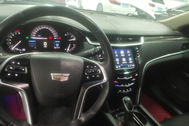Used Cadillac XTS 2018 28T Elite Edition Center Console