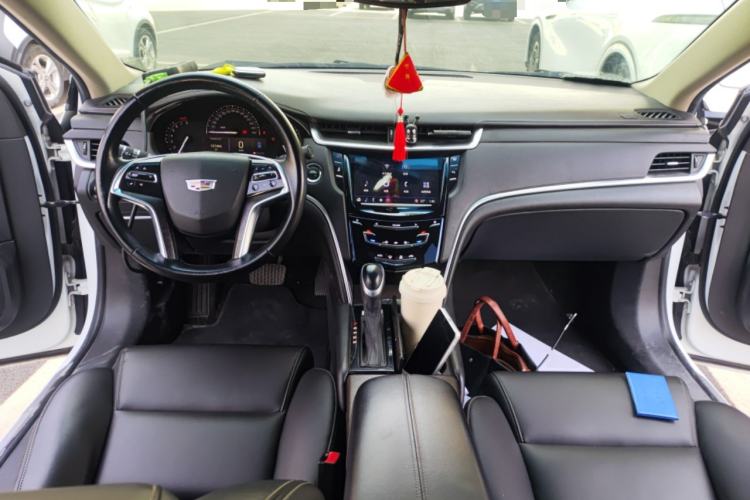 Used Cadillac XTS 2018 28T Tech Edition Center Console
