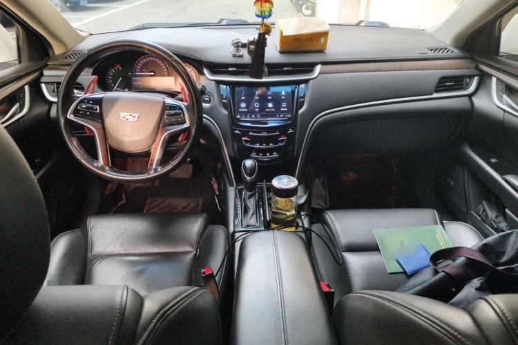 Used Cadillac XTS 2018 28T Elite Edition Center Console
