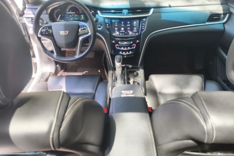 Used Cadillac XTS 2018 28T Tech Edition Center Console