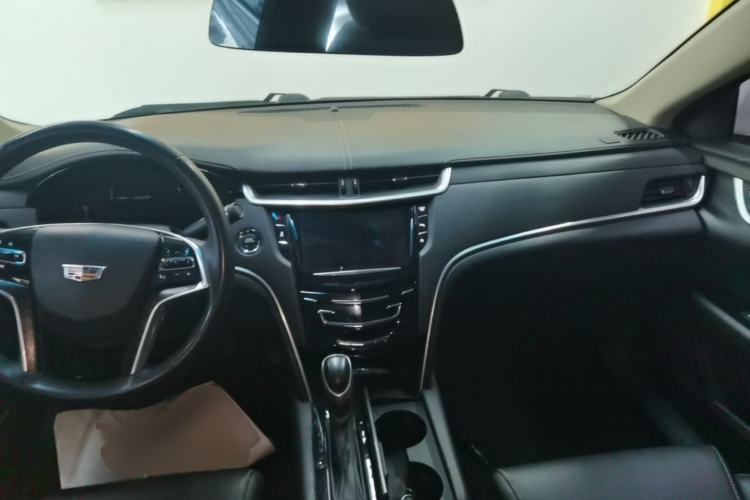 Used Cadillac XTS 2018 28T Tech Edition Center Console