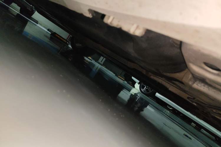 Used Cadillac XTS 2018 28T Elite Edition Chassis Front Right