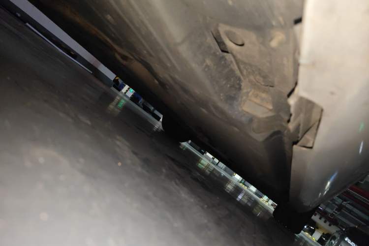Used Cadillac XTS 2018 28T Elite Edition Chassis Rear Right