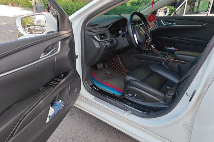 Used Cadillac XTS 2018 28T Tech Edition Driver Seat