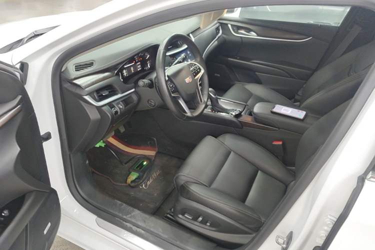 Used Cadillac XTS 2018 28T Elite Edition Driver Seat