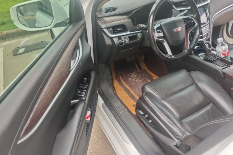 Used Cadillac XTS 2018 28T Elite Edition Driver Seat