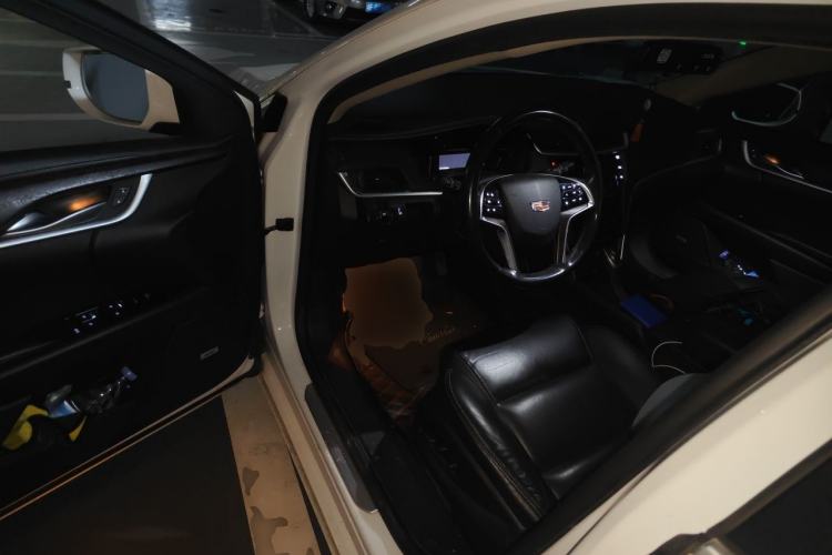 Used Cadillac XTS 2018 28T Elite Edition Driver Seat