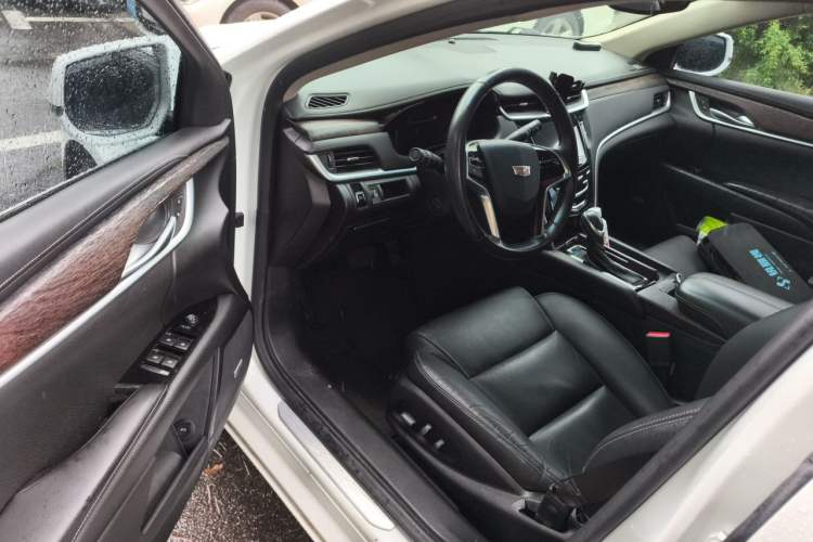 Used Cadillac XTS 2018 28T Elite Edition Driver Seat