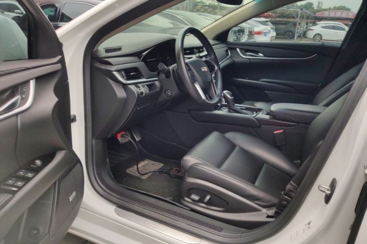 Used Cadillac XTS 2018 28T Tech Edition Driver Seat