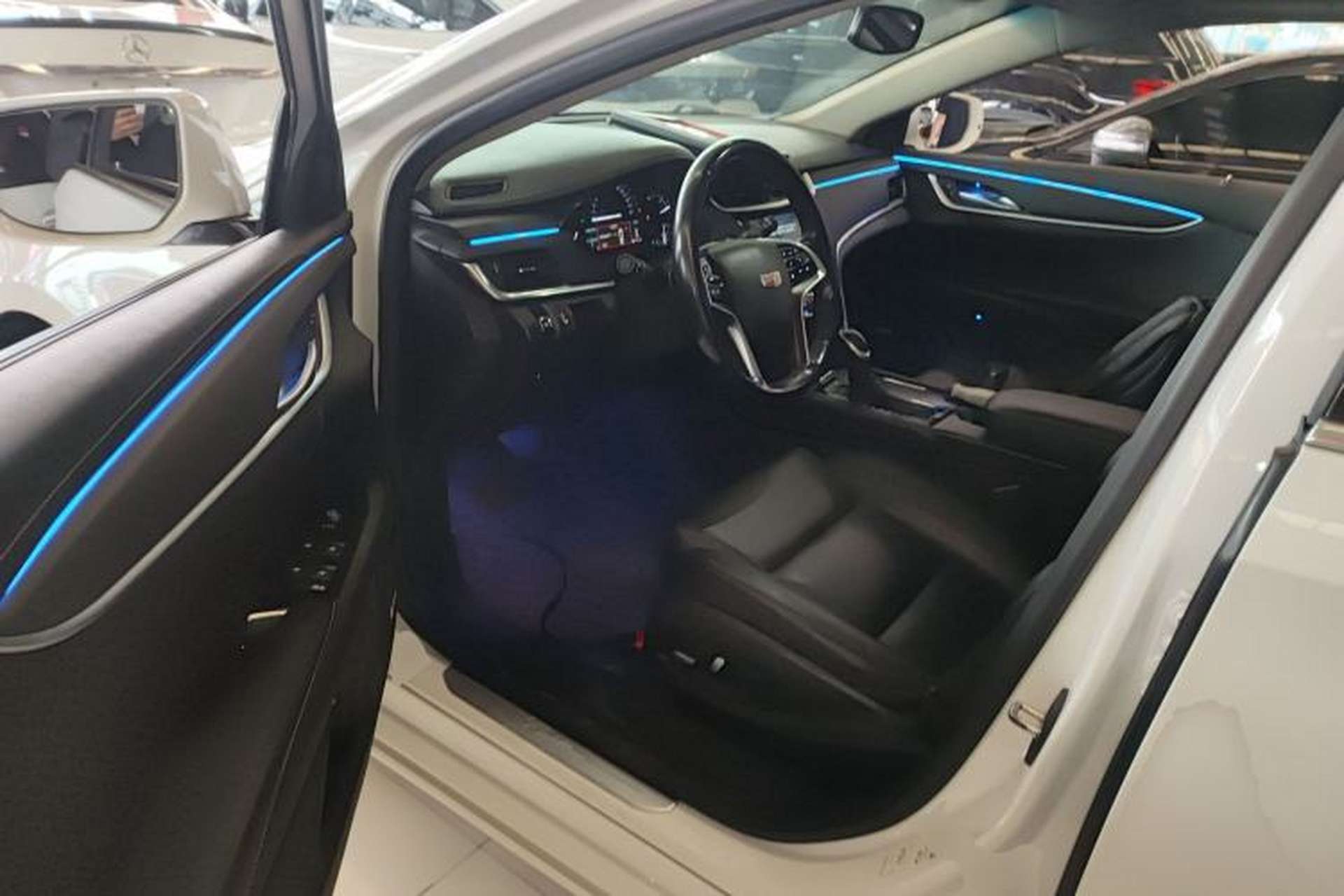 Used Cadillac XTS 2018 28T Tech Edition Driver Seat