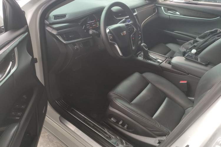Used Cadillac XTS 2018 28T Elite Edition Driver Seat