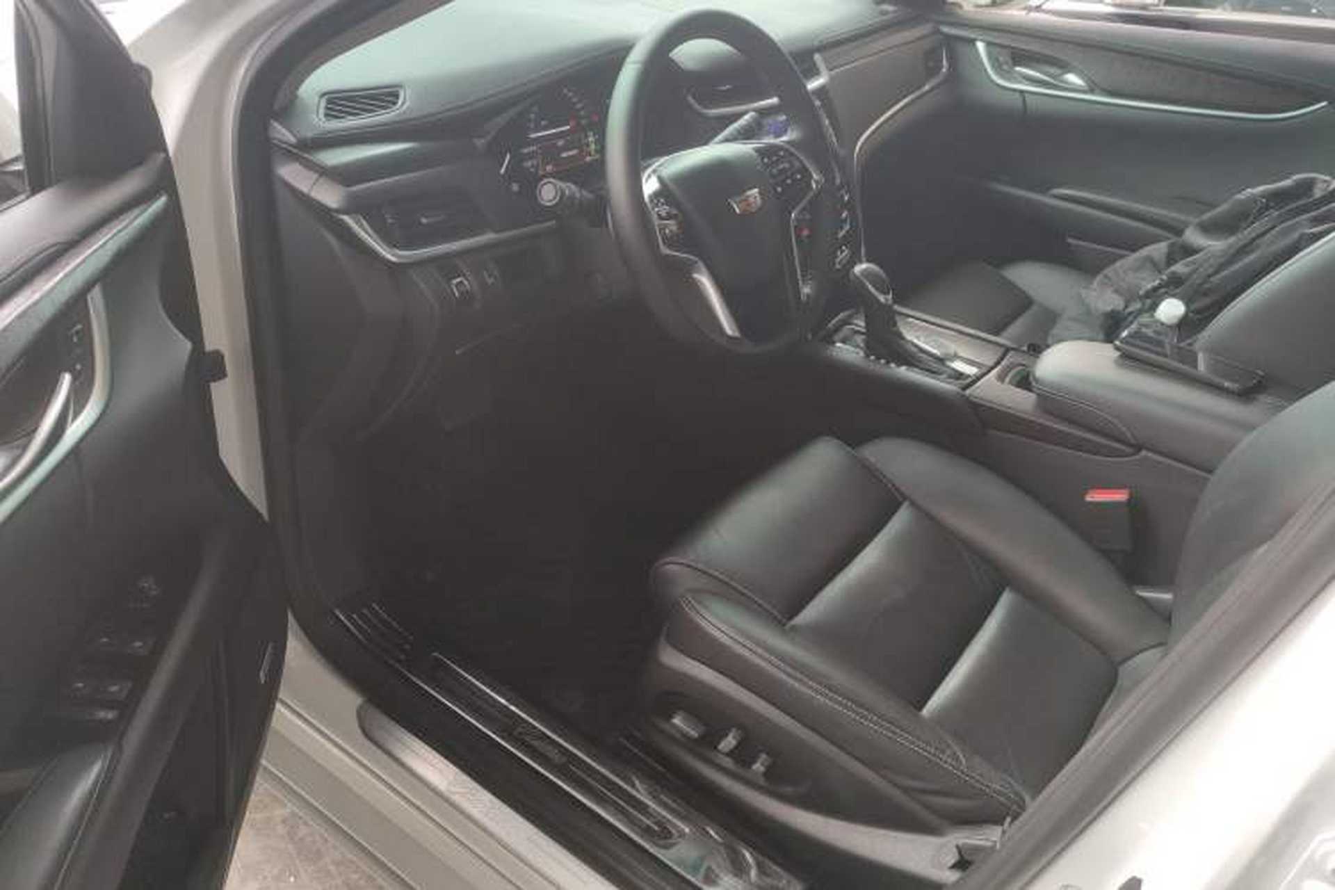 Used Cadillac XTS 2018 28T Elite Edition Driver Seat