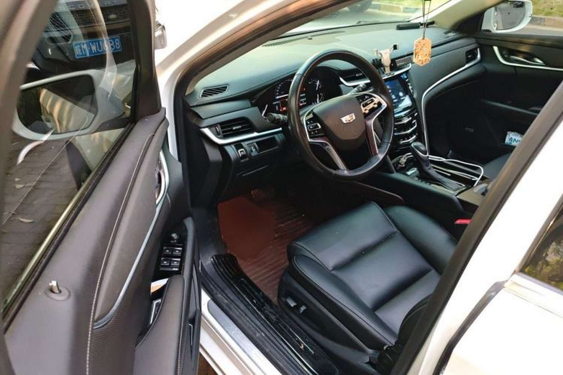 Used Cadillac XTS 2018 28T Tech Edition Driver Seat