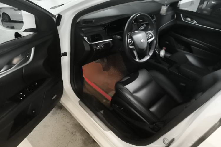 Used Cadillac XTS 2018 28T Tech Edition Driver Seat