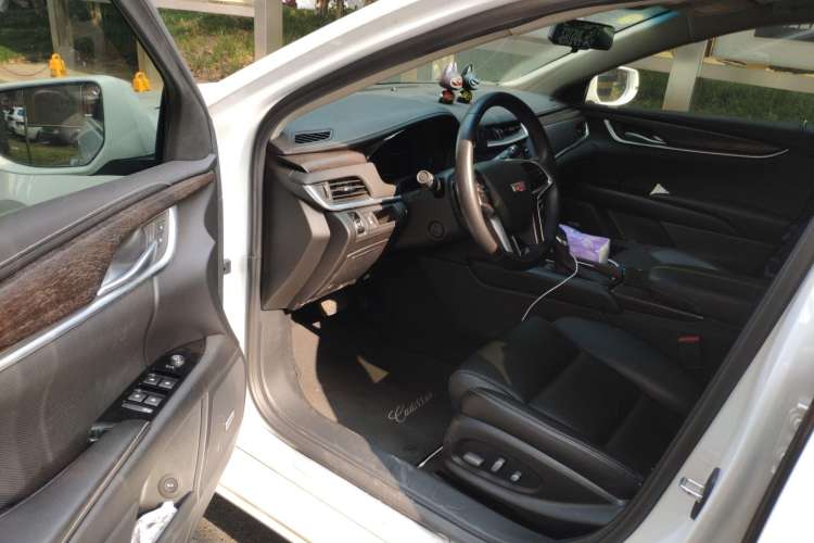 Used Cadillac XTS 2018 28T Elite Edition Driver Seat