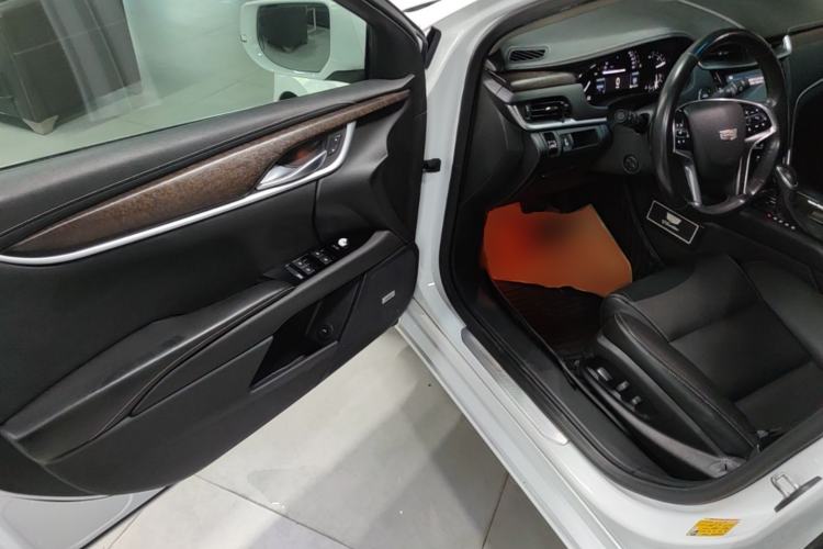 Used Cadillac XTS 2018 28T Elite Edition Driver Seat
