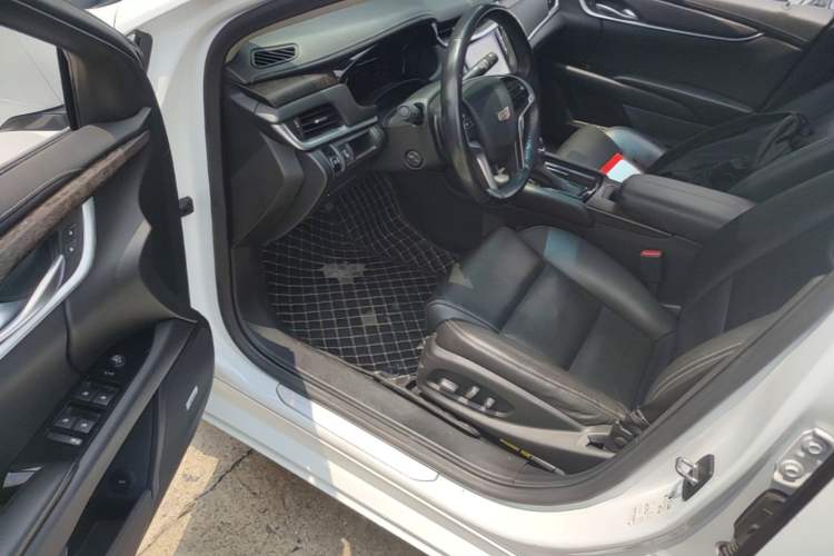 Used Cadillac XTS 2018 28T Elite Edition Driver Seat