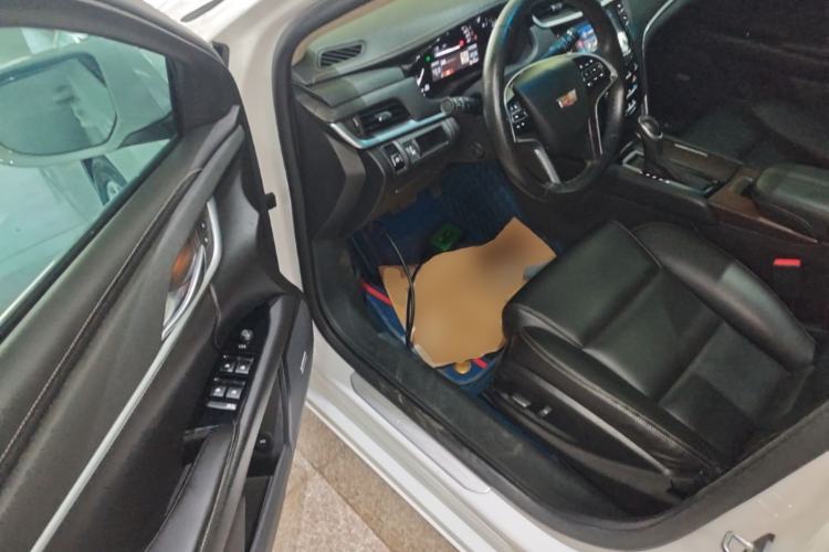 Used Cadillac XTS 2018 28T Tech Edition Driver Seat